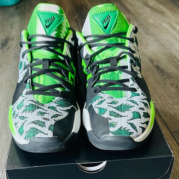 Zoom Freak 2 Pure Platinum/Pine-Green in Sz 11.5 - Picture 6 of 10